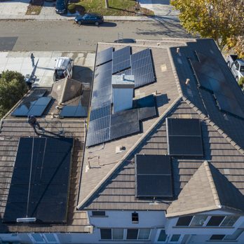 Top G Solar Cleaning - Washing Panels With Power brush along with Filtered water. - Solar Panel Cleaning Near Me Top G Solar Cleaning - Washing Panels With Power brush along with Filtered water. - Solar Panel Cleaning Near Me