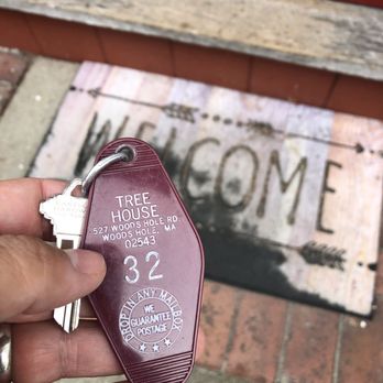Treehouse Lodge - Keys! $25 replacement fee - Hotels Near Me - Woods Hole, Massachusetts Treehouse Lodge - Keys! $25 replacement fee - Hotels Near Me - Woods Hole, Massachusetts