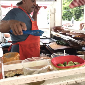 Garlapago Tacoloni - He is a busy man - Street Vendors Near Me - Puerto Vallarta, JAL