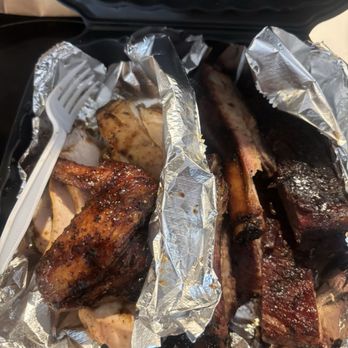 The Pit Stop - Smoked chicken and ribs - Barbeque Near Me - Upper Marlboro, Maryland