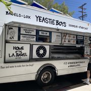 Photo of Melrose Place Farmer's Market - Los Angeles, CA, United States. Yeastie Boys Bagels (Aug 2022)