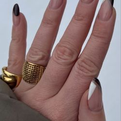 BB Nails