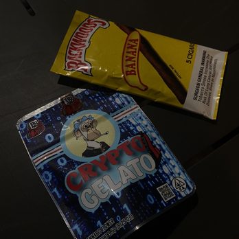 Studio City Smoke Shop - Banana Backwoods - Vape Shops Near Me - Studio City, California Studio City Smoke Shop - Banana Backwoods - Vape Shops Near Me - Studio City, California