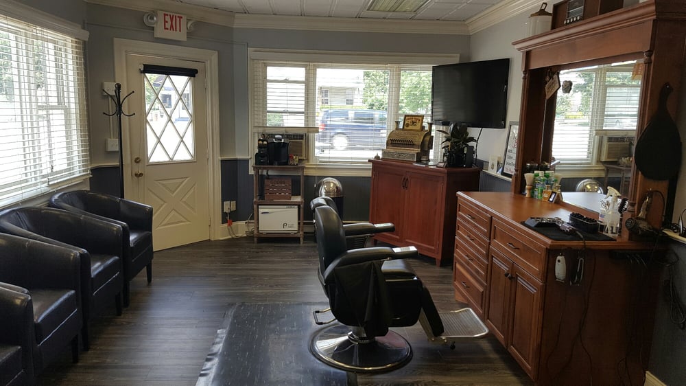 RYANS CLIP JOINT Updated September 2024 88B W Hanover Ave, Morris