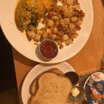 Yolk - South Loop - Omelette with broccoli, onion, spinach and cheddar cheese. Favorite place to stop when we come to chicago! - Breakfast & Brunch Near Me - Chicago, Illinois Yolk - South Loop - Omelette with broccoli, onion, spinach and cheddar cheese. Favorite place to stop when we come to chicago! - Breakfast & Brunch Near Me - Chicago, Illinois