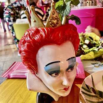 Rosi La Loca - CRAZY QUEEN - BOURBON WHISKEY RED WINE APPLE PUREE GREEN APPLE SYRUP SQUEZEED LEMON - Tapas Bars Near Me - Madrid, M Rosi La Loca - CRAZY QUEEN - BOURBON WHISKEY RED WINE APPLE PUREE GREEN APPLE SYRUP SQUEZEED LEMON - Tapas Bars Near Me - Madrid, M