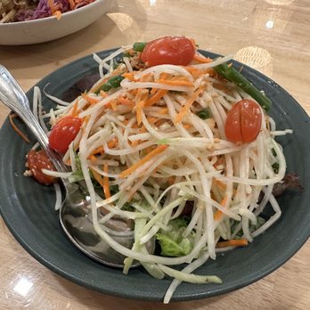 Ari's Thai Eatery - Papaya salad - Thai Near Me - Azusa, California