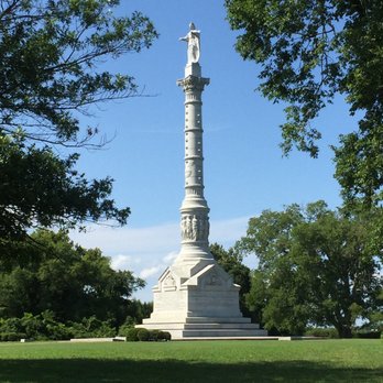 Yorktown Battlefield - Landmarks & Historical Buildings Near Me - Yorktown, Virginia Yorktown Battlefield - Landmarks & Historical Buildings Near Me - Yorktown, Virginia