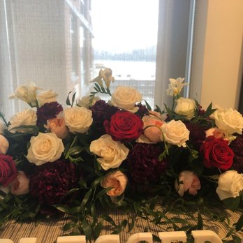 Beethoven's Veranda - Florists Near Me - North Bergen, New Jersey