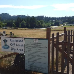Orcas Island Dog Park - Fenced-in field with covered seating area n plenty of water n dog toys!