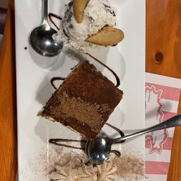 Tiramisu & Gelato. Tiramisu & Gelato.