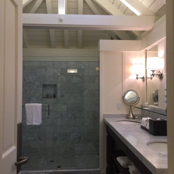 Meadowood Napa Valley - Beautiful shower - Hotels Near Me - St. Helena, California
