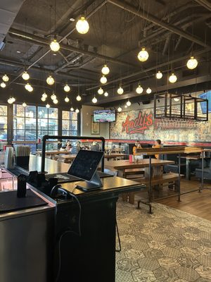 Andy's Pizza Shaw / V St. by null