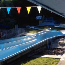 Classic Waterslides - Calm before the crowd.