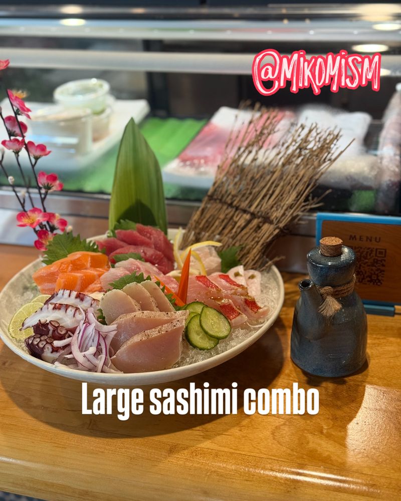 Mikomi Sushi