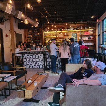 DOMU - Bar area - Ramen Near Me - Orlando, Florida