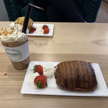 Grounds Coffee Bar & Cafe - Pumpkin bread latte and chocolate croissant - Cafes Near Me - Crystal Lake, Illinois Grounds Coffee Bar & Cafe - Pumpkin bread latte and chocolate croissant - Cafes Near Me - Crystal Lake, Illinois
