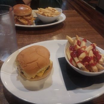 Fourth Street Live! - Social Clubs Near Me - Louisville, Kentucky