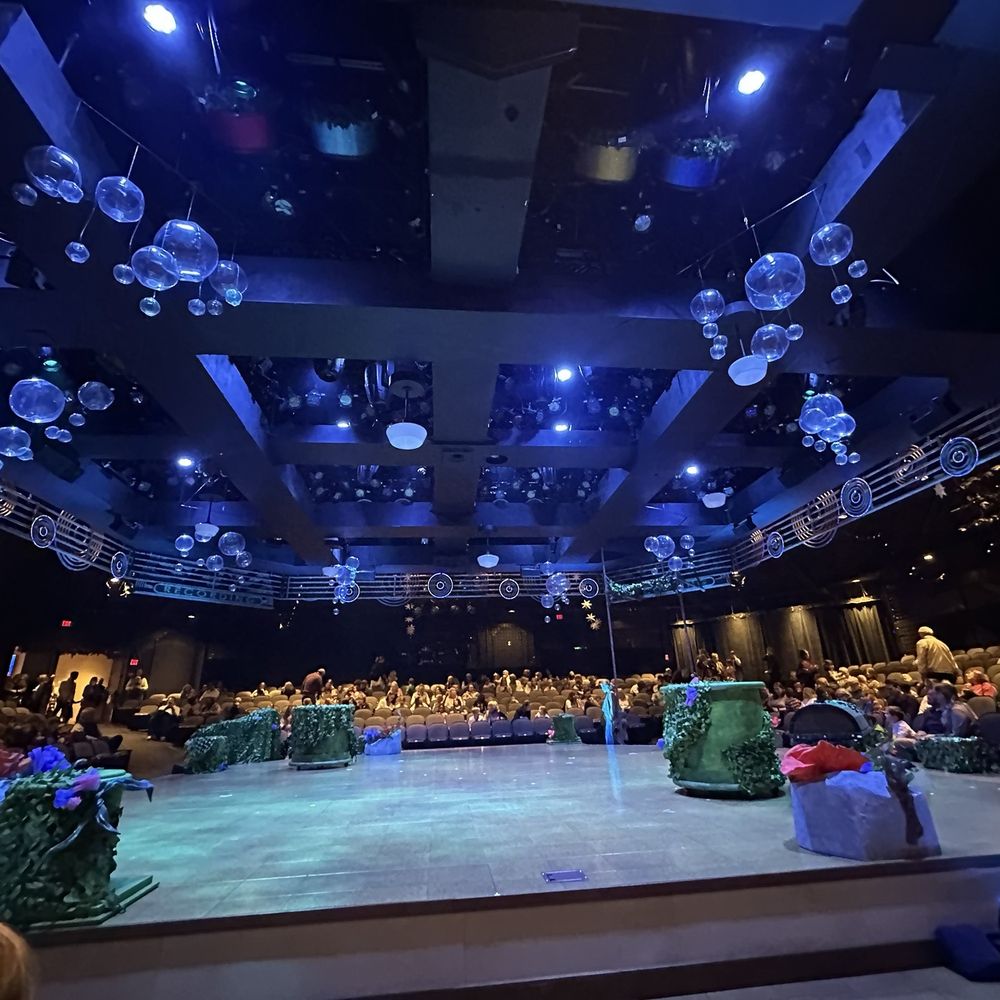 Marriott Theatre - Performing Arts Near Me - Lincolnshire, Illinois Marriott Theatre - Performing Arts Near Me - Lincolnshire, Illinois