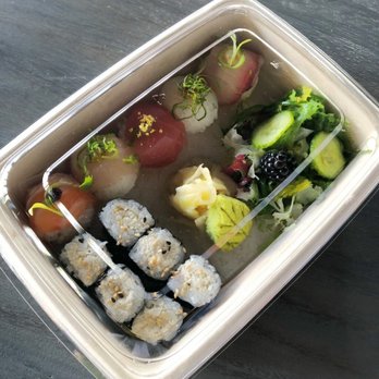 Wabi on Rose - Lunch special.... blue crab cut roll and tamari sushi with 24 karat gold on the top. - Sushi Bars Near Me - Venice, California Wabi on Rose - Lunch special.... blue crab cut roll and tamari sushi with 24 karat gold on the top. - Sushi Bars Near Me - Venice, California