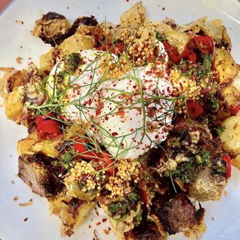 Harry's Fine Foods - Smoked Brisket Hash - New American Near Me - Seattle, Washington
