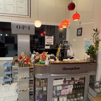 Av Nails & Brows - Nail Salons Near Me - Waterbury, Connecticut