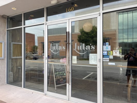 Lula's Coffee Co by null