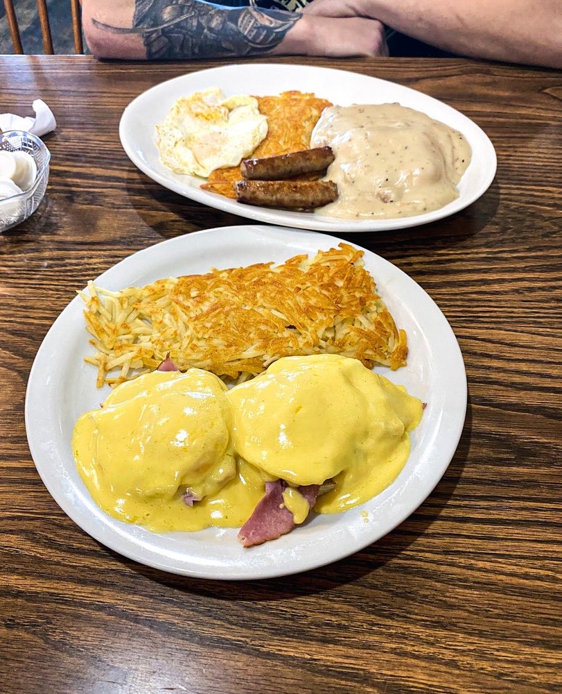 OUTLAW CAFE Updated September 2024 19 Photos & 52 Reviews 50 S