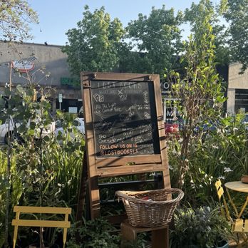 Lost Books - Cute hand-drawn signage in the front - Vinyl Records Near Me - Montrose, California