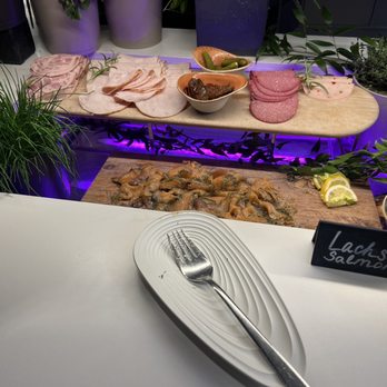 Mountain Hub Social Dining - Fish and meats - International Near Me - München-Flughafen, BY