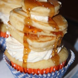 La Vida Dulce Baking - Bacon-Maple Cuppancake