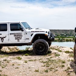 Raskull Supply Co - Lubbock - Buffalo springs with raskull jeep gladiator and maxx trax