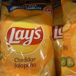 Rob's No Frills - Cheddar jalapeño chips