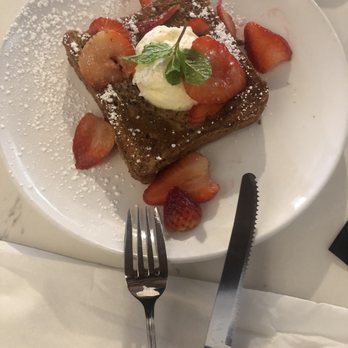 Toast Kitchen & Bar - Strawberry Cheesecake French Toast - Breakfast & Brunch Near Me - Brea, California