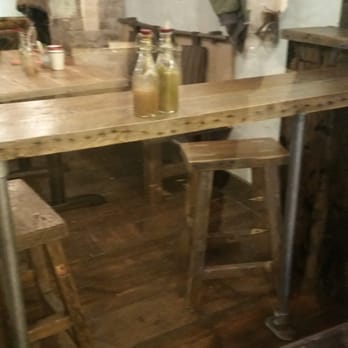 Viet Food - Front window chairs - Vietnamese Near Me - Soho, XGL Viet Food - Front window chairs - Vietnamese Near Me - Soho, XGL