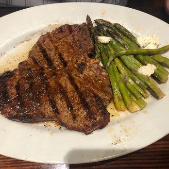 LongHorn Steakhouse - The Longhorn steak with asparagus - Steakhouses Near Me - Bartonsville, Pennsylvania LongHorn Steakhouse - The Longhorn steak with asparagus - Steakhouses Near Me - Bartonsville, Pennsylvania