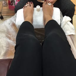 Plastic bag over the pedicure tub so they won't have to sanitize it. Plastic bag over the pedicure tub so they won't have to sanitize it.