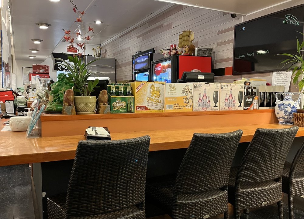 Bhan Baitong Thai Cuisine
