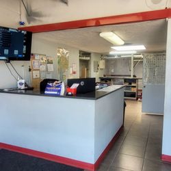 Budget Transmission Masters - Inside the shop