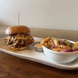 Lunchboxx - Fried Chicken and Pasta Salad