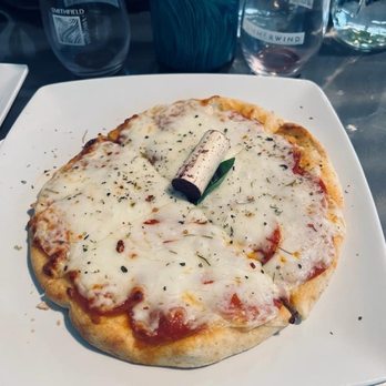 SummerWind Vineyard - Pepperoni flatbread. So good! - Wine Tasting Room Near Me - Smithfield, Virginia SummerWind Vineyard - Pepperoni flatbread. So good! - Wine Tasting Room Near Me - Smithfield, Virginia