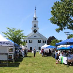 Dedham Farmers Market - The market is situated on a beautiful grassy green.