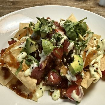 Karl Strauss Brewing Company - Ahi Poke Nachos - Breweries Near Me - Temecula, California
