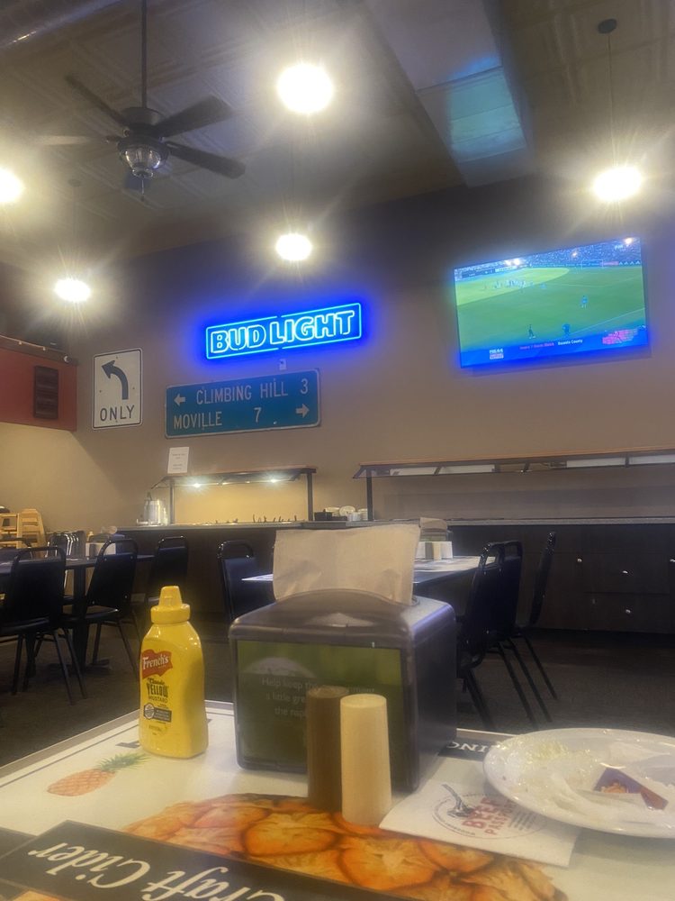 CRANKSHAFT BAR & GRILL 10 Photos 140 Main St, Moville, Iowa Bars