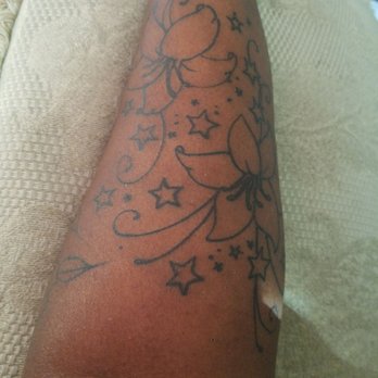 Ricky Tattoo Studio - I Love my Hibiscus Flower!!! Only 8 minutes $40.00.. - Tattoo Near Me - Alameda, California