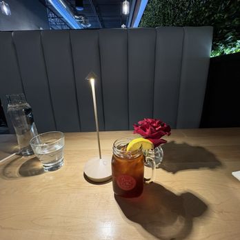 Bread & Roses - Fun table lighting, fresh roses, Fresh-Brewed Iced Tea - Breakfast & Brunch Near Me - Shelby Township, Michigan Bread & Roses - Fun table lighting, fresh roses, Fresh-Brewed Iced Tea - Breakfast & Brunch Near Me - Shelby Township, Michigan
