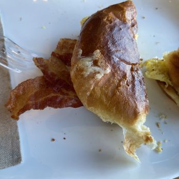 Panera Bread - Egg, cheese and bacon brioche - Sandwiches Near Me - Bridgeview, Illinois