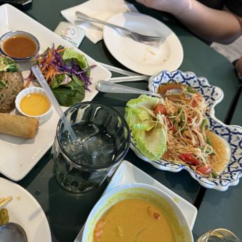 Enjoy Thai Cafe - Basil fried rice, papaya salad, curry crepe - Thai Near Me - Henderson, Nevada