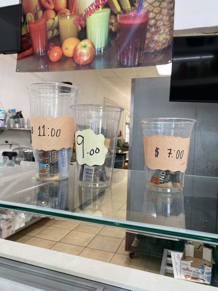 Food from Alebrijes Juice Bar