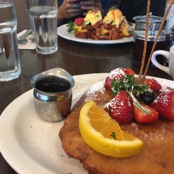 Sweet Maple - Big Hip Fried French toast. Mmmmm - American Near Me - San Francisco, California